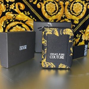 VERSACE JEANS COUTURE  RANGE BAROQUE ZIPPED WALLET